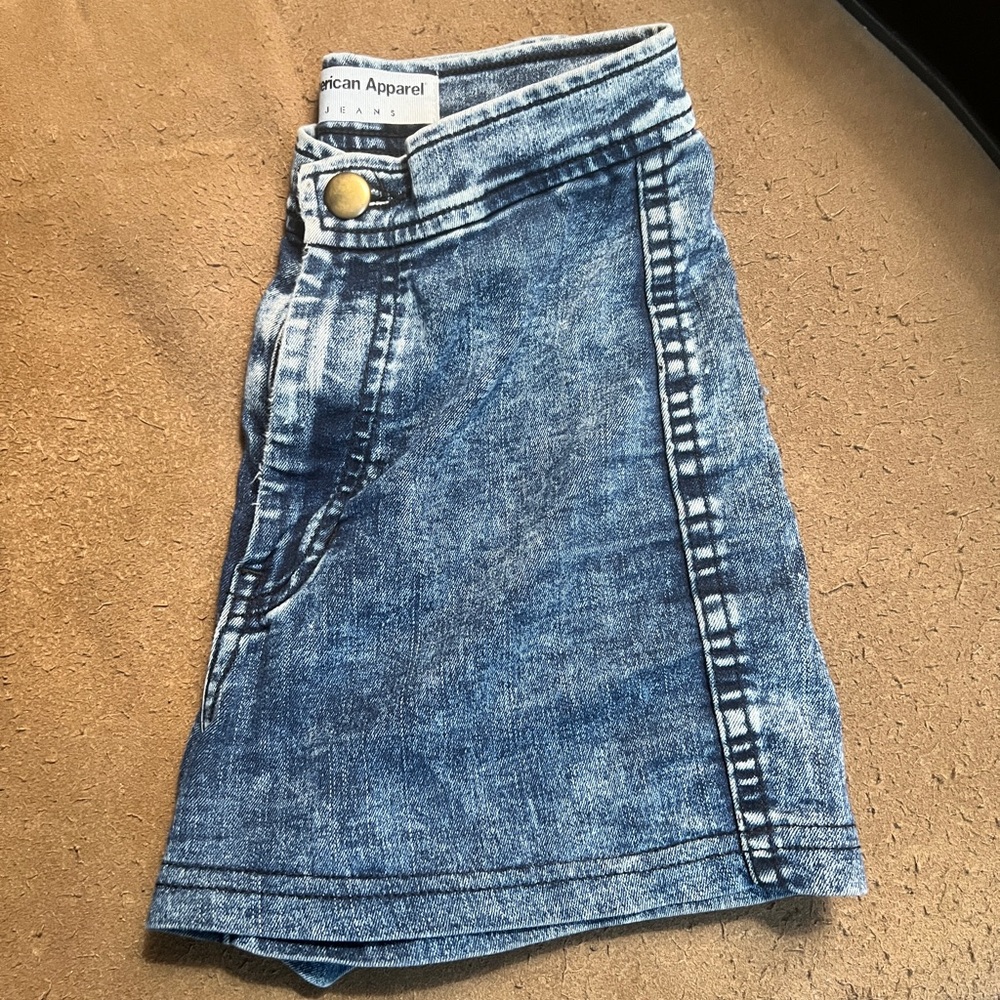 American Apparel Shorts